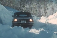 「スバルff-1 1300G 4WD」（プロトタイプ）の雪上テスト映像。テストは昭和46年に、今回のルート近くとなる月山で行われたという。今に続くスバルAWDの原点である。