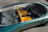 インテリアでは、表皮の70％にサステイナブルな素材を使用。環境負荷の低減に配慮している。