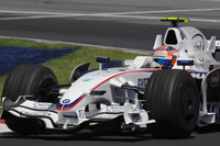 コンストラクターズランキング3位に終わったBMWザウバーは、カナダでの念願の初優勝の後、急速に戦闘力を下げ、シーズン終盤にはルノーやトロロッソ、トヨタにも先を越されるシーンも見られた。（写真＝BMW）