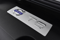 今回試乗した「ボルボV60」の「T6」は、3リッター直6ターボエンジン搭載モデル。スウェーデン本国でも、すでに生産が終了している。
    