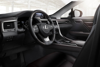 「RX450h」のインテリア。
    