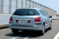 【スペック】407 SW SPORT 3.0：全長×全幅×全高＝4775×1840×1510mm／ホイールベース＝2725mm／車重＝1720kg／駆動方式＝FF／3リッターV6DOHC 24バルブ（210ps/6000rpm、29.5kgm/3750rpm）／価格＝450万円（テスト車＝同じ）