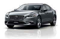 新色の「マシーングレープレミアムメタリック」。（写真は「アテンザセダン」）