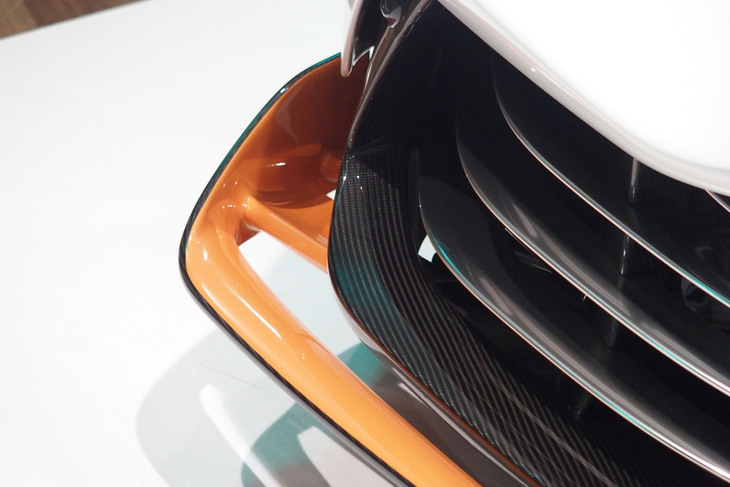 アストンマーティン・ヴァルハラ（フロントスポイラー）