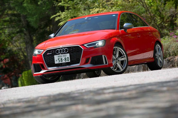 アウディRS 3セダン