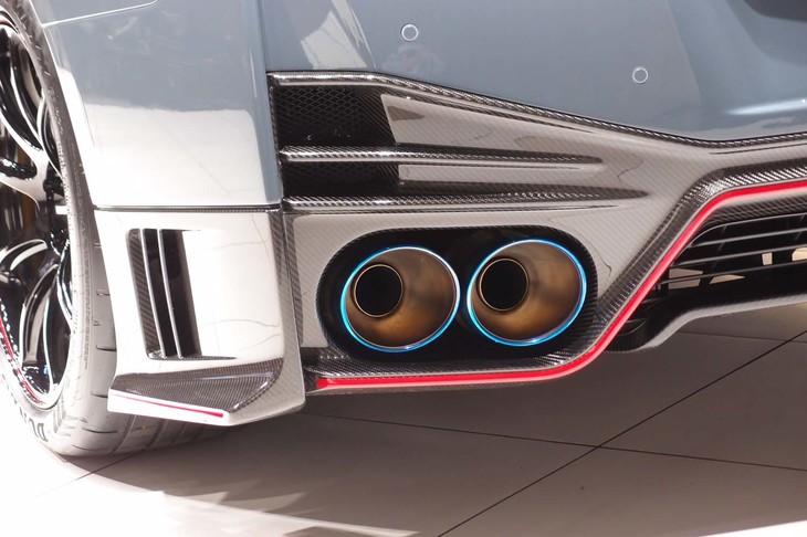 日産GT-R NISMOスペシャルエディション（マフラーエンド）