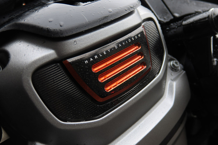 ハーレーダビッドソン・ナイトスター（エンジン）