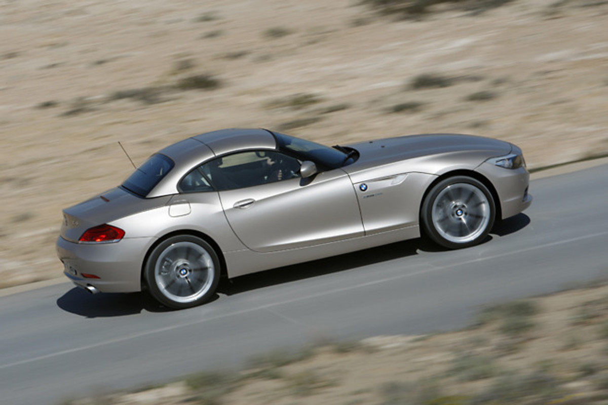 BMW Z4 sDrive35i（FR/7AT）【海外試乗記】 「ボクスター」というより 
