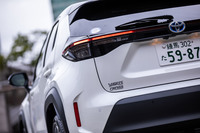 エクステリアのデザインキーワードは「ENERGETIC SMART（エナジェティックスマート）」。SUVとしてのロバスト（頑強性）と利便性などをミニマルに表現したという。