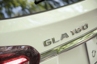 マイナーチェンジ版「メルセデス・ベンツGLA」は、2017年1月のデトロイトショーでお披露目され、日本市場には2017年4月に導入された。