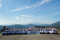 イベントの最後、富士山をバックに記念撮影。