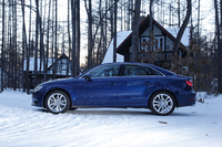 「A3セダン」のボディーサイズは全長×全幅×全高＝4465×1795×1390mm。「アウディ80（B4）」と比べると、全長、全幅はほぼ同じだが、全幅は10cmほどこちらの方が幅広い。