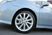 「G」と「S」の外観での大きな違いはホイール＆タイヤ。Gは215/45R18、Sは205/60R15サイズを履く。
