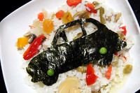 ライスサラダ上に海苔で500を作ってみました。