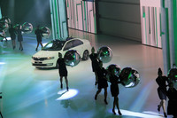 第265回：大矢アキオの「喜びも悲しみもパリサロン」（前編）−VWグループの前夜祭にローマ帝国を見たの画像