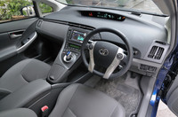 トヨタ・プリウス Gツーリングセレクション レザーパッケージ（FF/CVT）【試乗記】の画像