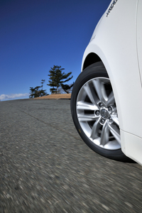 第281回：タイヤの進化は日進月歩ブリヂストンの新製品「レグノGR-XI／GRV II」を試すの画像