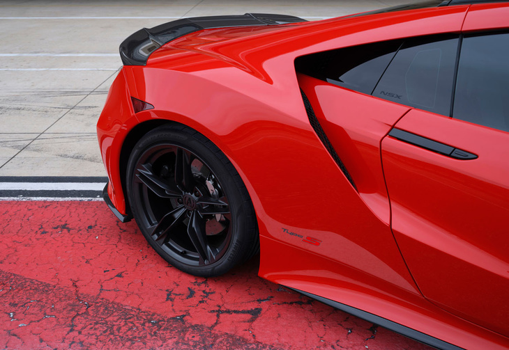 アキュラNSXタイプS（エクステリア）