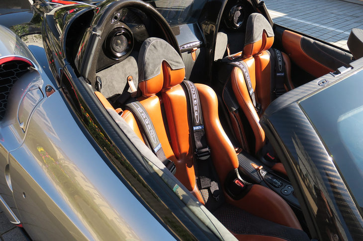 パガーニ・ウアイラ ロードスターBC（シート）