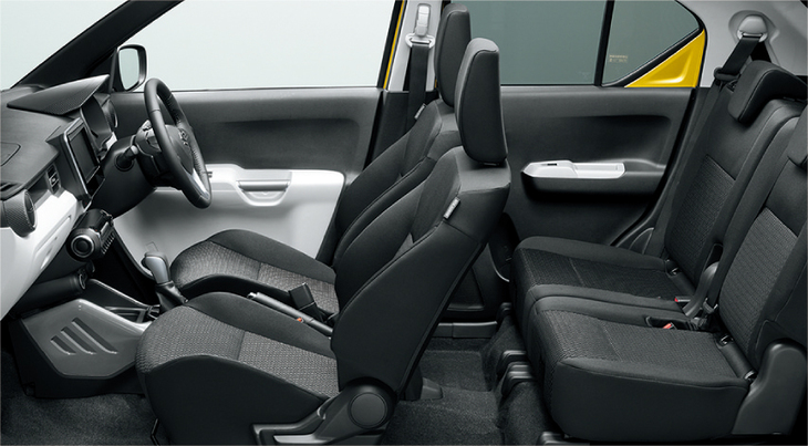 ガンメタリックのアクセントが用いられた「ハイブリッドMZ／ハイブリッドMX」のインテリア。