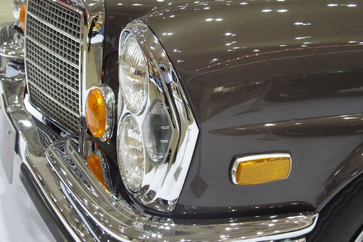 メルセデス・ベンツ280E 3.5 カブリオレ（1971年）／ガレーヂ伊太利屋