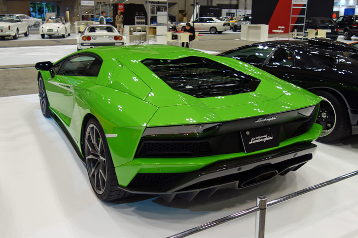 ランボルギーニ・アヴェンタドールS（2017年）／ランボルギーニ麻布