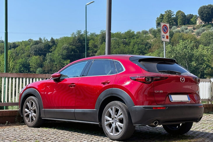 「マツダCX-30」。2023年シエナで撮影。