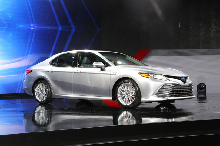 トヨタ・カムリXLE