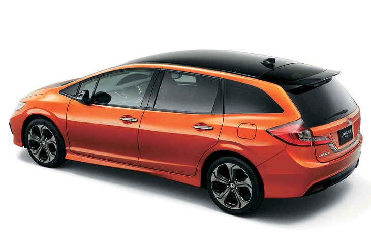 エントリーグレードの「G Honda SENSING」以外のグレードには、新たにブラックルーフ仕様が設定された。