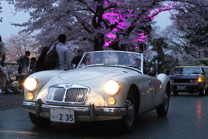 「MGA」に初代「トヨタ・セリカ1600GT」が続く。