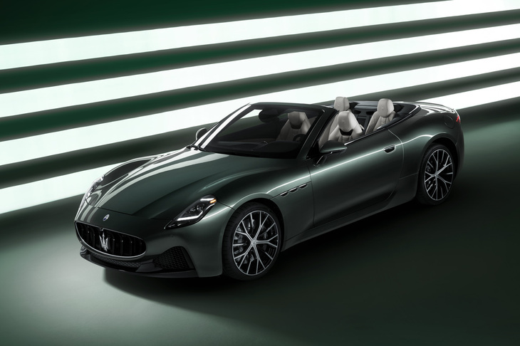 マセラティ・グランカブリオ