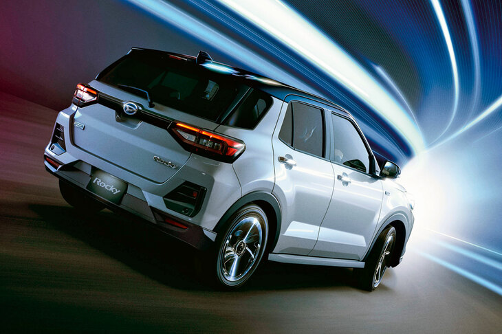 従来の純ガソリン車から大幅な燃費改善を実現した「ロッキー」のハイブリッドモデル。「e-SMART HYBRID」の積極的な展開にぜひ期待したい。