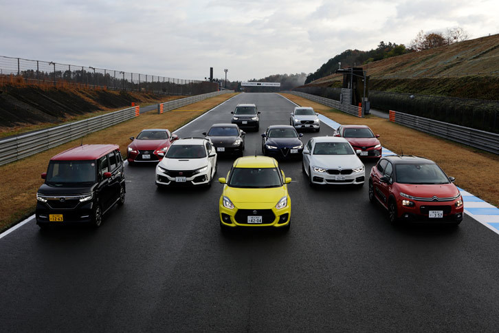 「CAR GRAPHIC AWARD 2017」は、軽自動車、コンパクトカーからスポーツモデルやSUVまで、CGが選んだ11台からさらに1台を選ぶ。（photo：北畠主税）