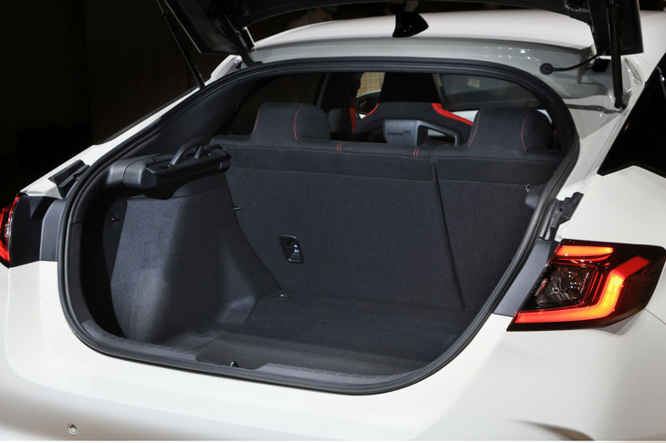 ホンダ・シビック タイプR（ラゲッジスペース）