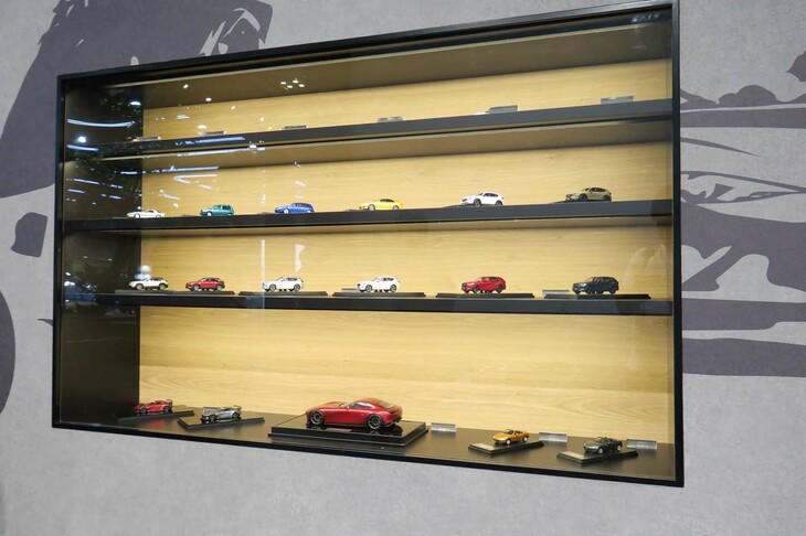 ジャパンモビリティショー2023におけるマツダブースの様子。