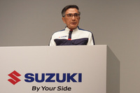 スズキの技術戦略説明会「10年先を見据えた技術戦略2026」より、スズキの鈴木俊宏社長。