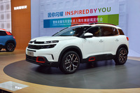 2017年内に中国での販売が開始されるという「シトロエンC5エアクロス」。