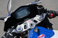 ドゥカティ・スクランブラー アーバンモタード（6MT）／アプリリアRS660リミテッドエディション（6MT）／モト・グッツィV100マンデッロS（6MT）【試乗記】の画像