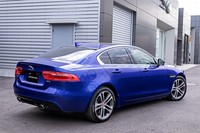 販売車両のボディーカラーは、「シージアムブルー」と呼ばれるメタリックペイント。新車注文時で、13万1000円のオプションとなるものだ。