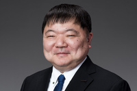 「EVエコシステム」と「バッテリーエコシステム」という、2つの分野における取り組みを説明した日産自動車の真田 裕常務執行役員。