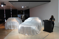 「メルセデスAMG C63」の発表会場から（その2）