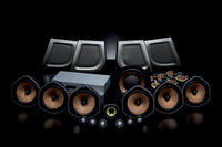 新型「レジェンド」にはアメリカの高級音響機器メーカー、KRELL（クレル）のオーディオシステムが標準装備される。
    