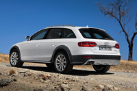 「アウディA4オールロードクワトロ」が再登場の画像