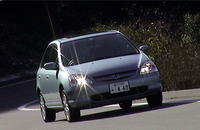 ホンダ・シビックX4(4AT)【ブリーフテスト】の画像