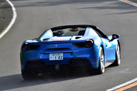 ボディー剛性は一段と強化されており、ねじり剛性は「458スパイダー」と比較して20％引き上げられている。