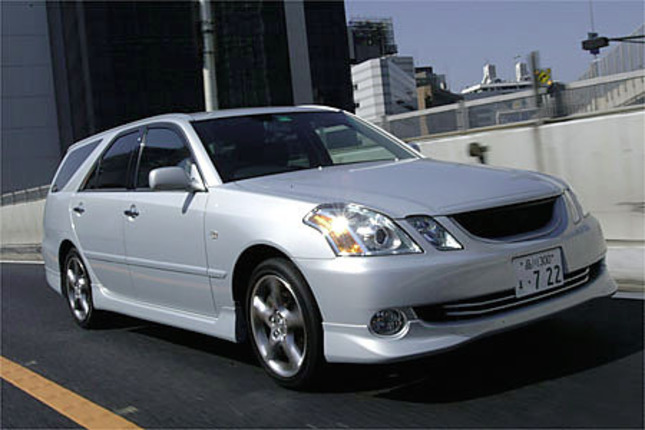 【スペック】全長×全幅×全高＝4775×1760×1470mm/ホイールベース＝2780mm/車重＝1620kg/駆動方式＝FR/2.5リッター直6DOHC24バルブターボ（280ps/6200rpm、38.5kgm/2400rpm）/車両本体価格＝339.0万円（テスト車＝388.8万円）