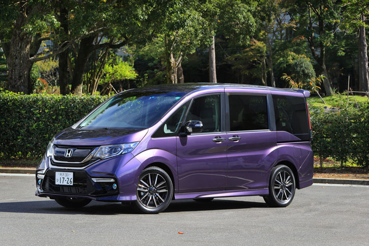 ホンダ・ステップワゴン モデューロX 8人乗り