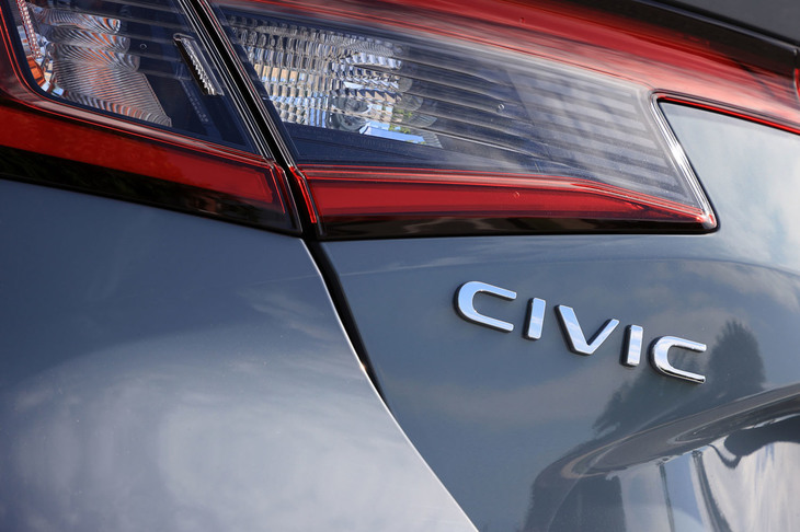 2022年にはハイブリッド車も追加されるという新型「シビック」。「タイプR」ともども、その仕上がりに期待したい。