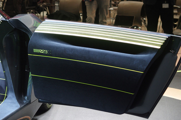 日産マックスアウト（ドア内張り）