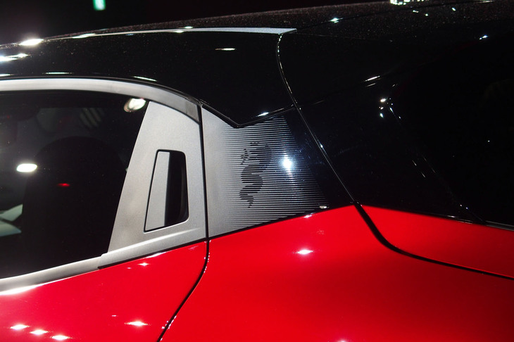 アルファ・ロメオ・ジュニア（Cピラーのエンブレム）